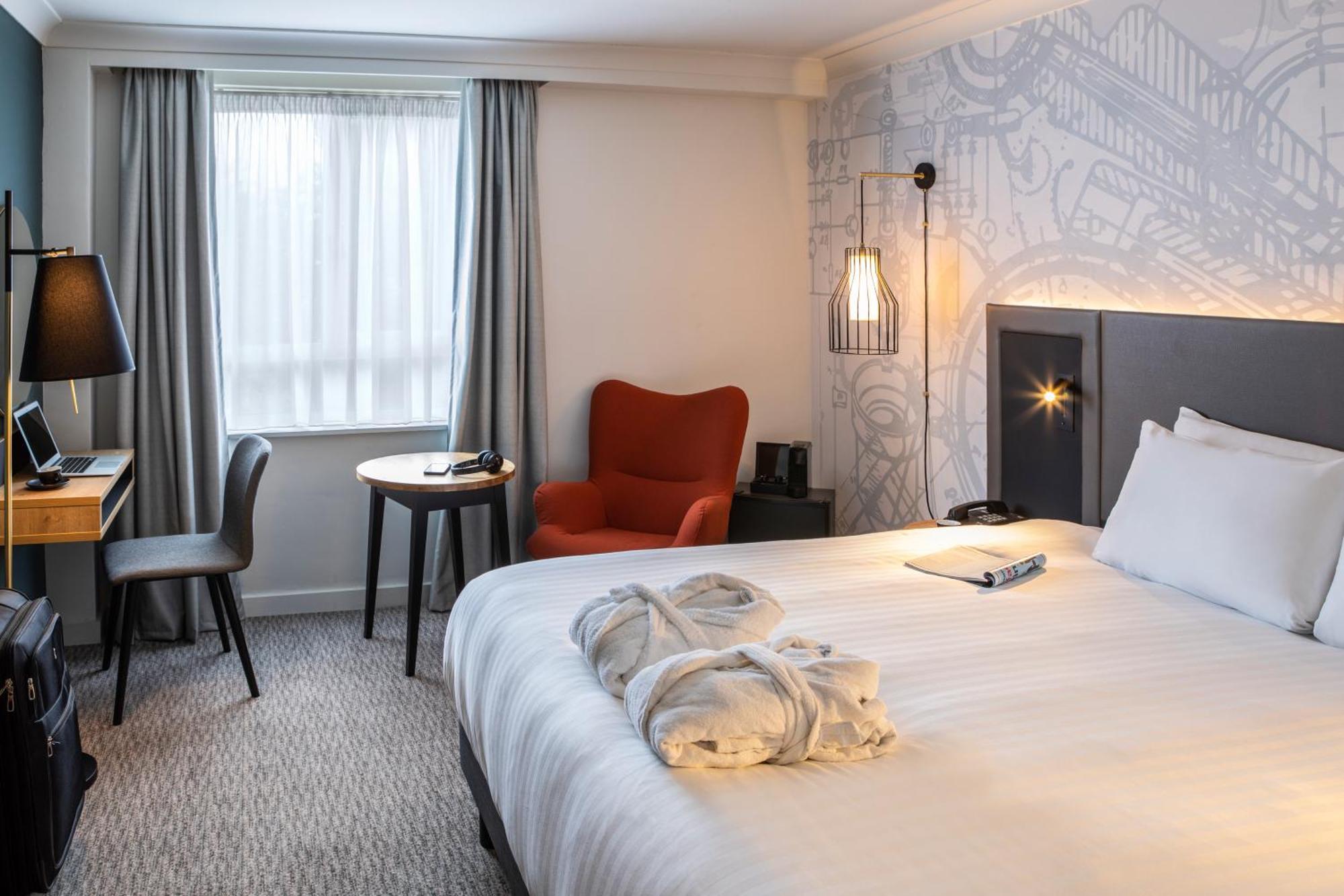Mercure Birmingham West Hotel West Bromwich Εξωτερικό φωτογραφία