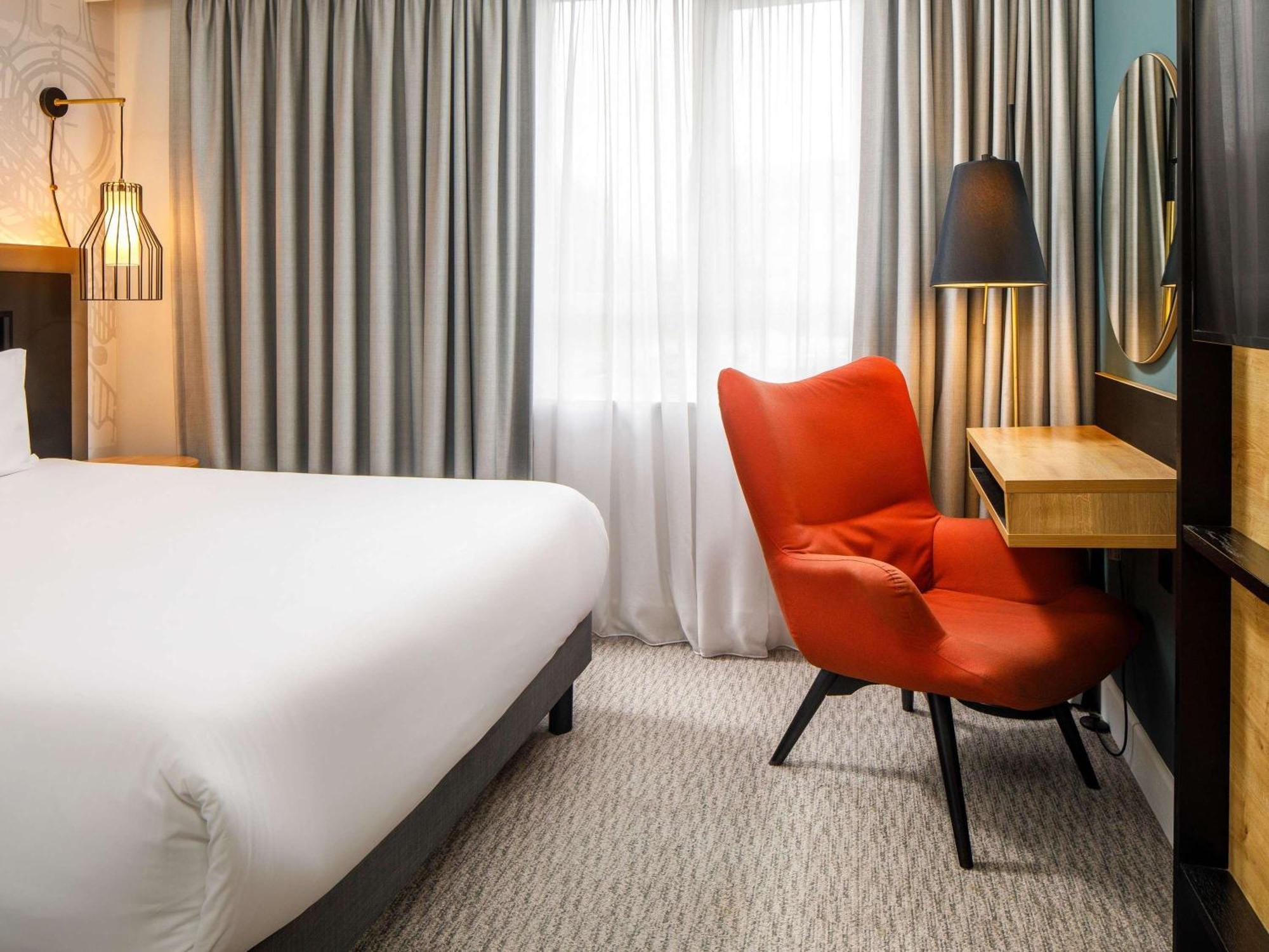 Mercure Birmingham West Hotel West Bromwich Εξωτερικό φωτογραφία